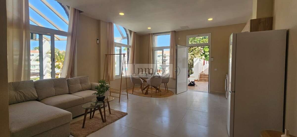 Studio til salg i Costa del Silencio med swimmingpool - € 225.000 (Ref: 10008172)