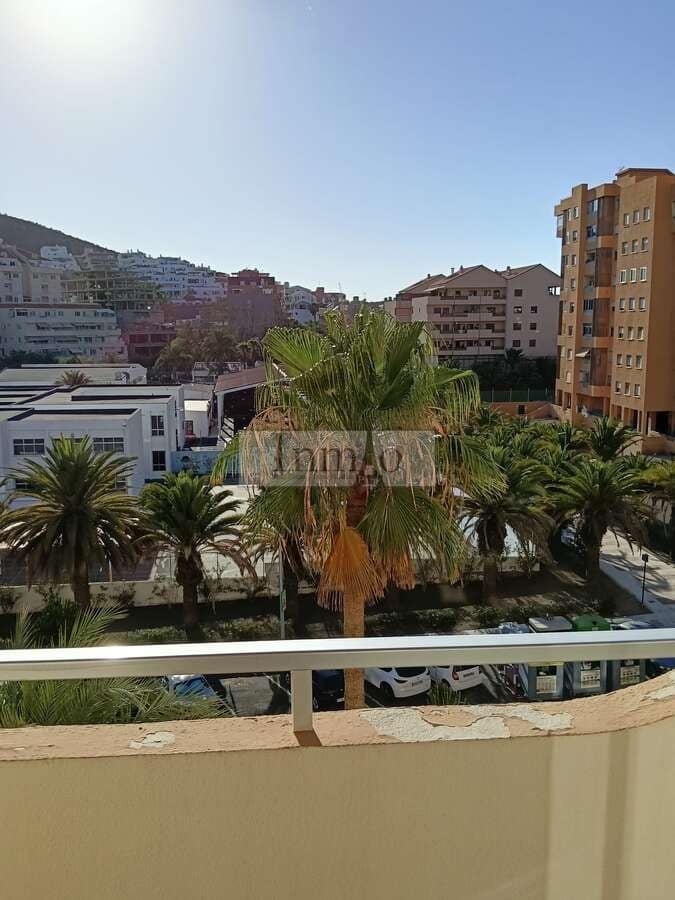 2 slaapkamer Appartement te koop in Los Cristianos - € 319.000 (Ref: 10012734)