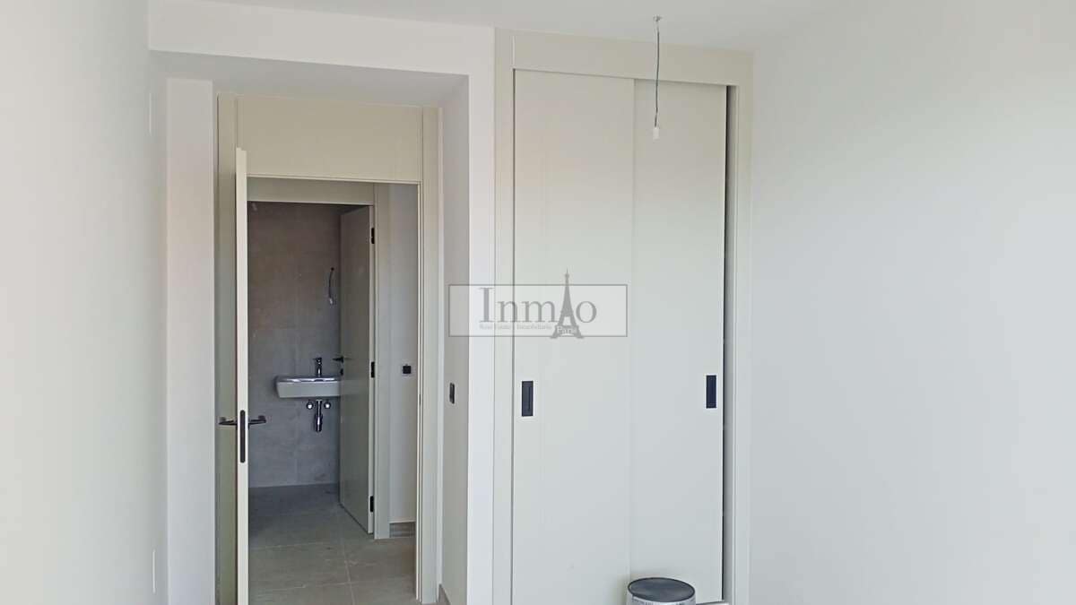 2 bedroom Apartment for sale in Costa Adeje with pool garage - € 585,000 (Ref: 7419955)