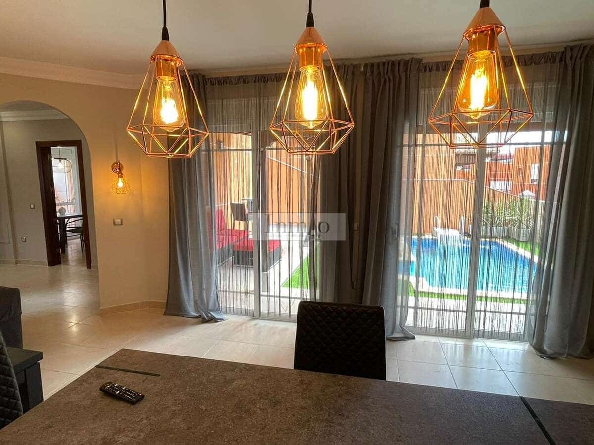 4 bedroom Finca/Country House for sale in Los Cristianos with garage - € 795,000 (Ref: 7845165)