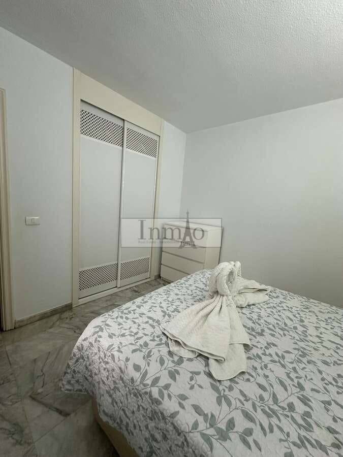 1 makuuhuone Huoneisto myytävänä paikassa Los Cristianos mukana uima-altaan - 285 000 € (Ref: 8324163)