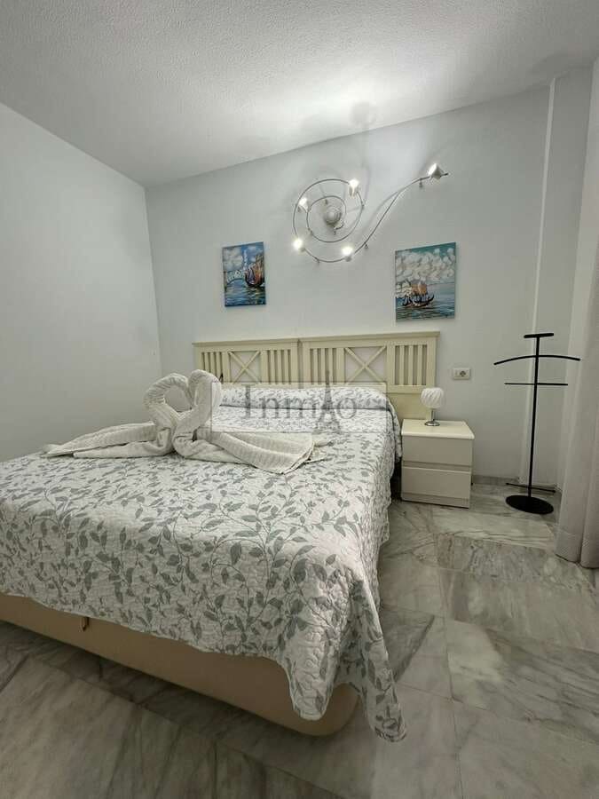 1 makuuhuone Huoneisto myytävänä paikassa Los Cristianos mukana uima-altaan - 285 000 € (Ref: 8324163)