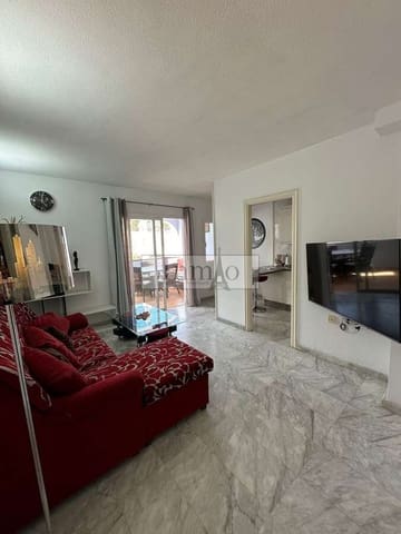 1 makuuhuone Huoneisto myytävänä paikassa Los Cristianos, Arona mukana uima-altaan - 285 000 € (Ref: 8324163)