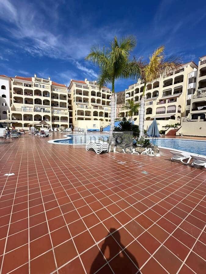 1 makuuhuone Huoneisto myytävänä paikassa Los Cristianos mukana uima-altaan - 285 000 € (Ref: 8324163)