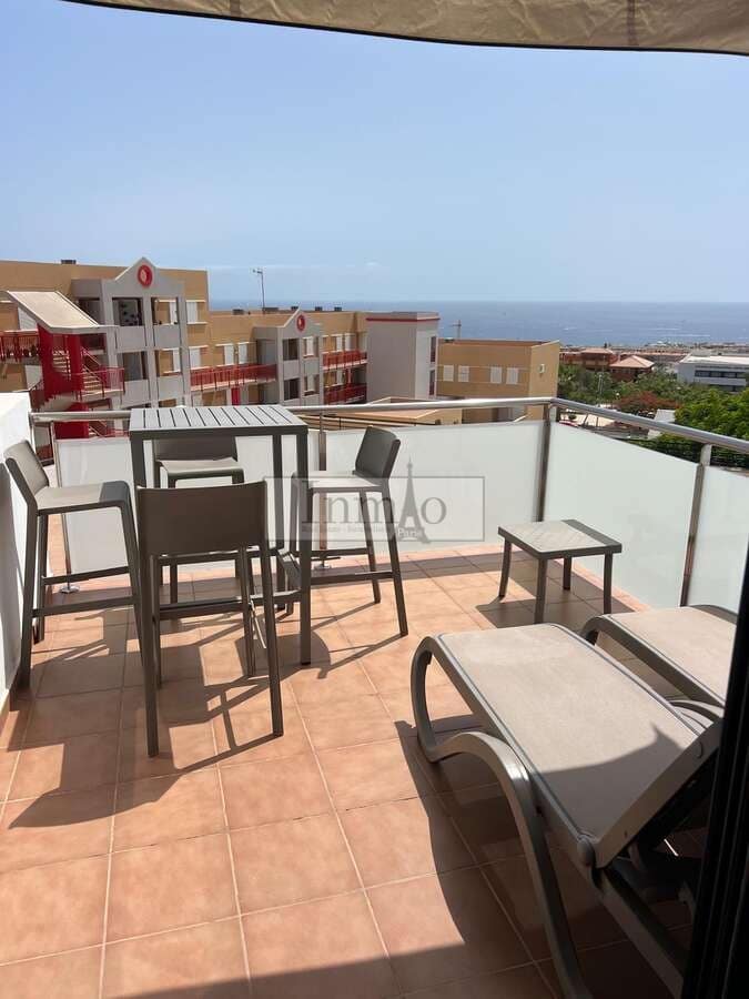 2 bedroom Apartment for sale in El Madronal with pool garage - € 329,000 (Ref: 8683136)