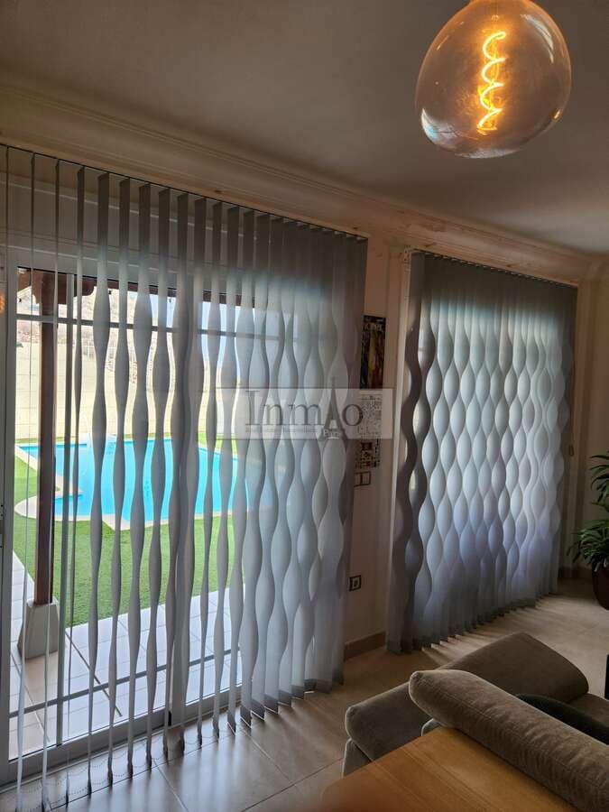 4 soverom Kjedet enebolig til salgs i Los Cristianos med svømmebasseng garasje - € 980 000 (Ref: 9241976)