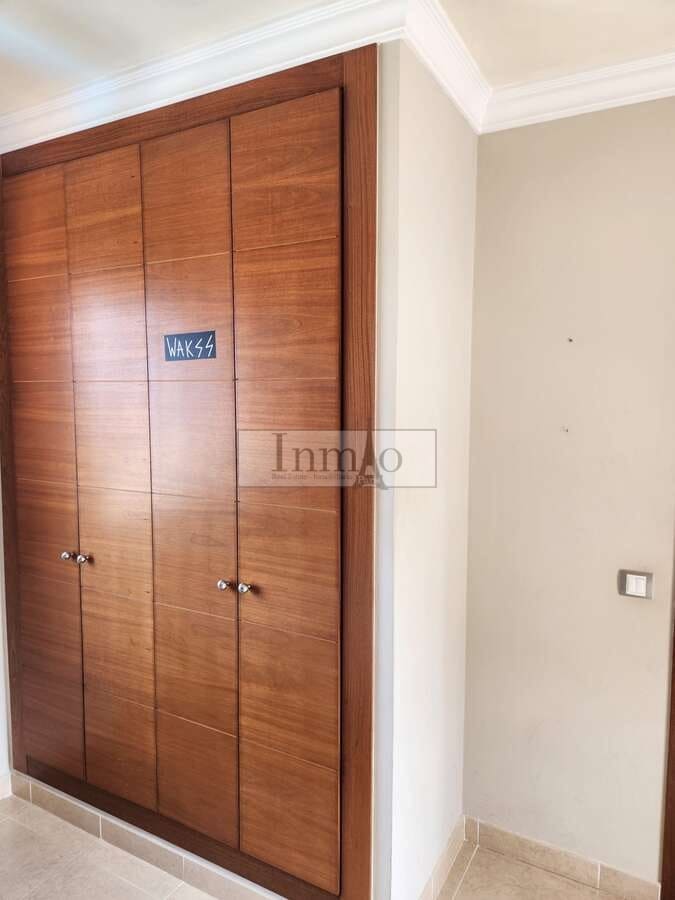 4 soverom Kjedet enebolig til salgs i Los Cristianos med svømmebasseng garasje - € 980 000 (Ref: 9241976)