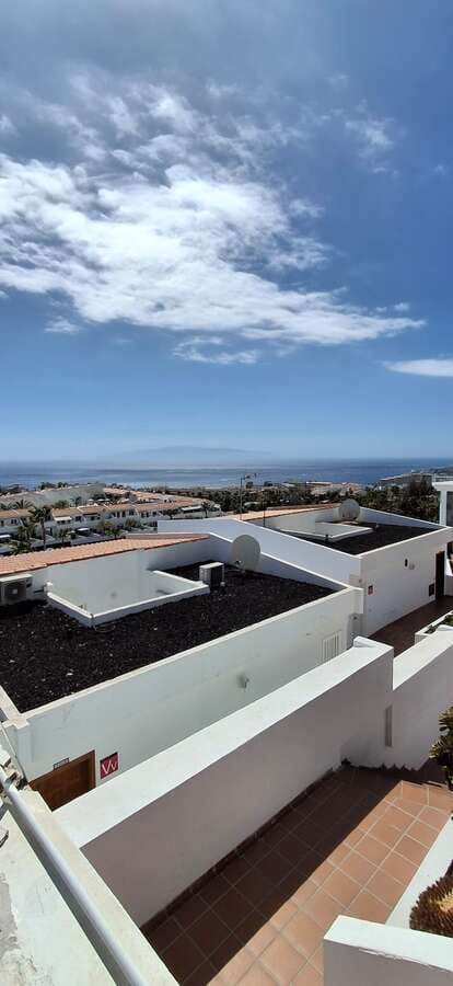 Apartamento de 1 habitación en Costa Adeje en venta con piscina - 320.000 € (Ref: 9241977)