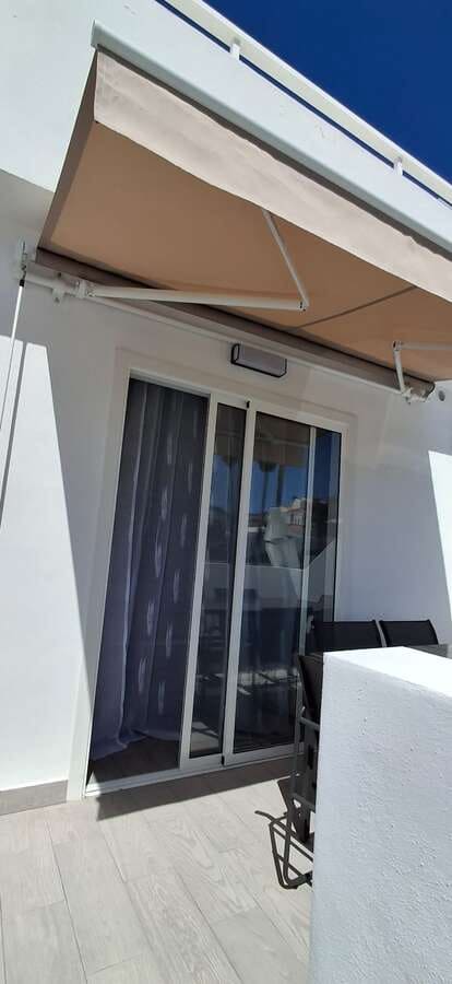 Apartamento de 1 habitación en Costa Adeje en venta con piscina - 320.000 € (Ref: 9241977)