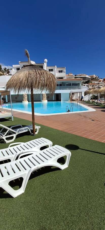 Apartamento de 1 habitación en Costa Adeje en venta con piscina - 320.000 € (Ref: 9241977)
