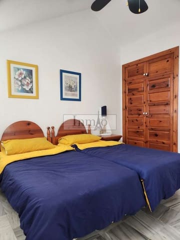 1 soveværelse Penthouse til salg i Playa de las Americas, Arona med swimmingpool - € 449.950 (Ref: 9241978)