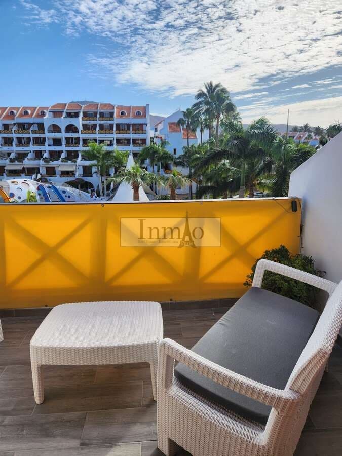 1 slaapkamer Penthouse te koop in Playa de las Americas met zwembad - € 449.950 (Ref: 9241978)