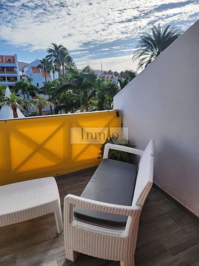 1 slaapkamer Penthouse te koop in Playa de las Americas met zwembad - € 449.950 (Ref: 9241978)