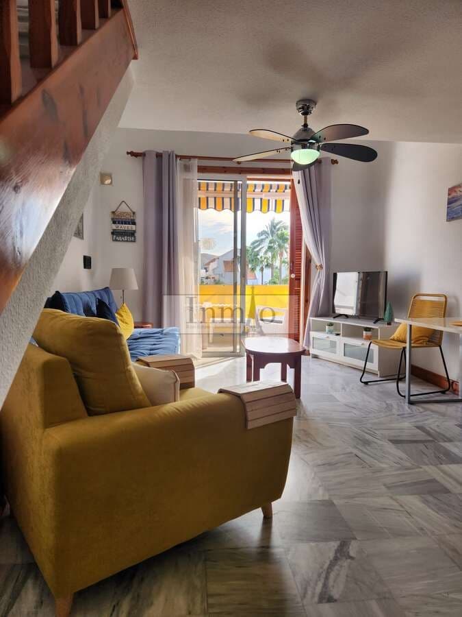 1 slaapkamer Penthouse te koop in Playa de las Americas met zwembad - € 449.950 (Ref: 9241978)