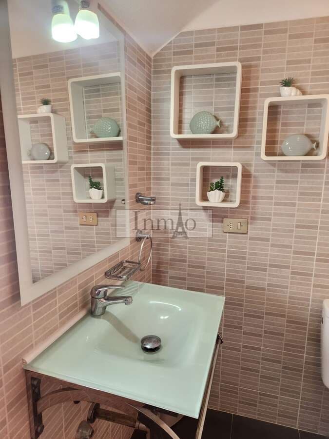 1 slaapkamer Penthouse te koop in Playa de las Americas met zwembad - € 449.950 (Ref: 9241978)