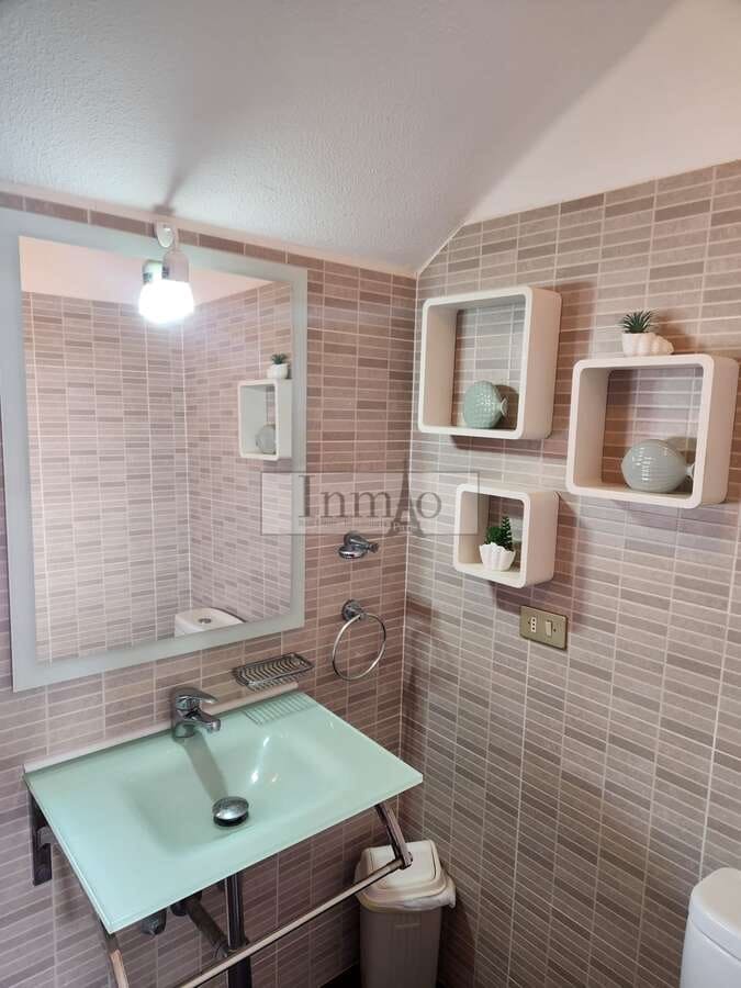 1 slaapkamer Penthouse te koop in Playa de las Americas met zwembad - € 449.950 (Ref: 9241978)