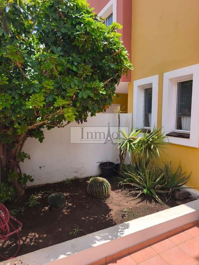 2 quarto Casa em Banda para venda em Roque del Conde com piscina garagem - 480 000 € (Ref: 9242571)