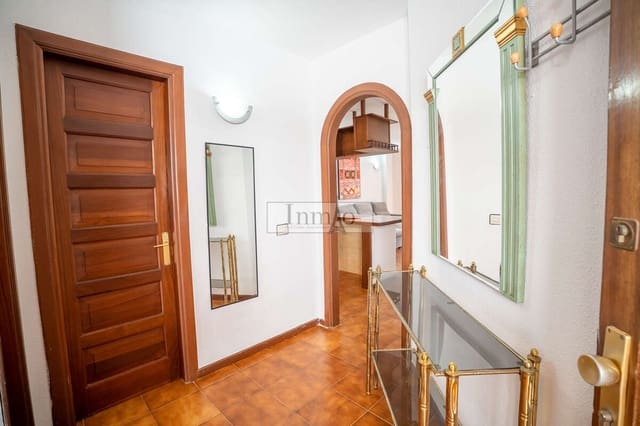 1 soveværelse Lejlighed til salg i Los Cristianos, Arona med swimmingpool - € 325.000 (Ref: 9254528)