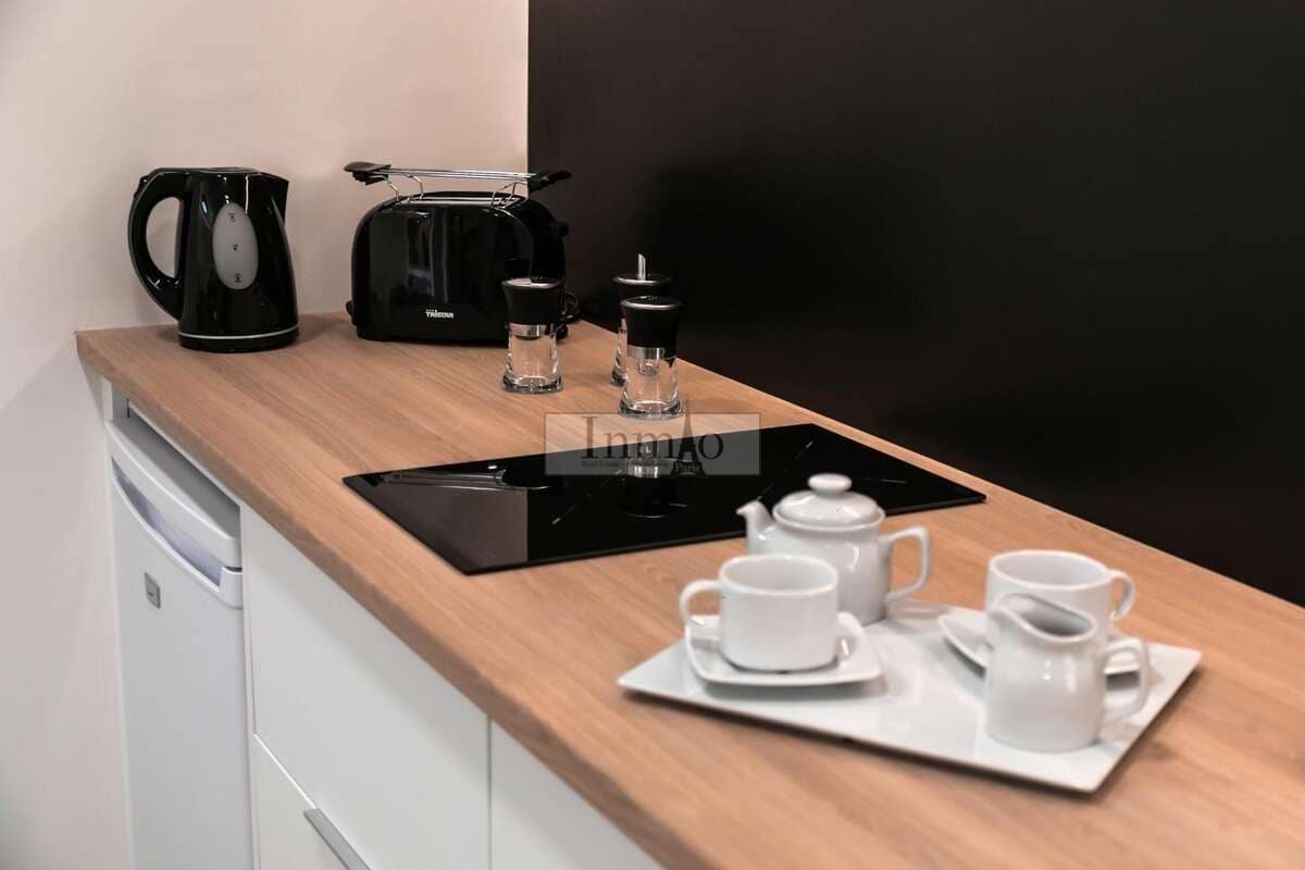 1 soverom Leilighet til salgs i Los Cristianos med svømmebasseng - € 220 000 (Ref: 9317054)