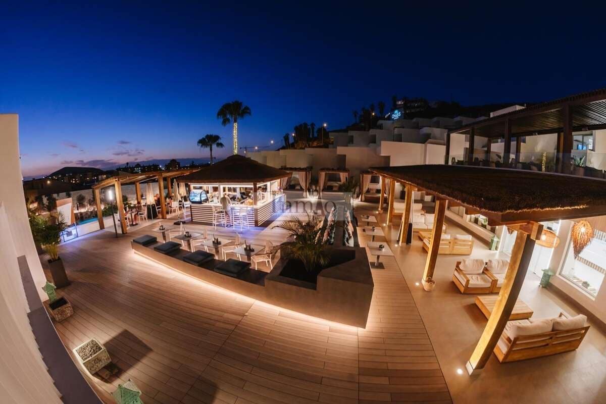 1 soverom Leilighet til salgs i Los Cristianos med svømmebasseng - € 220 000 (Ref: 9317054)