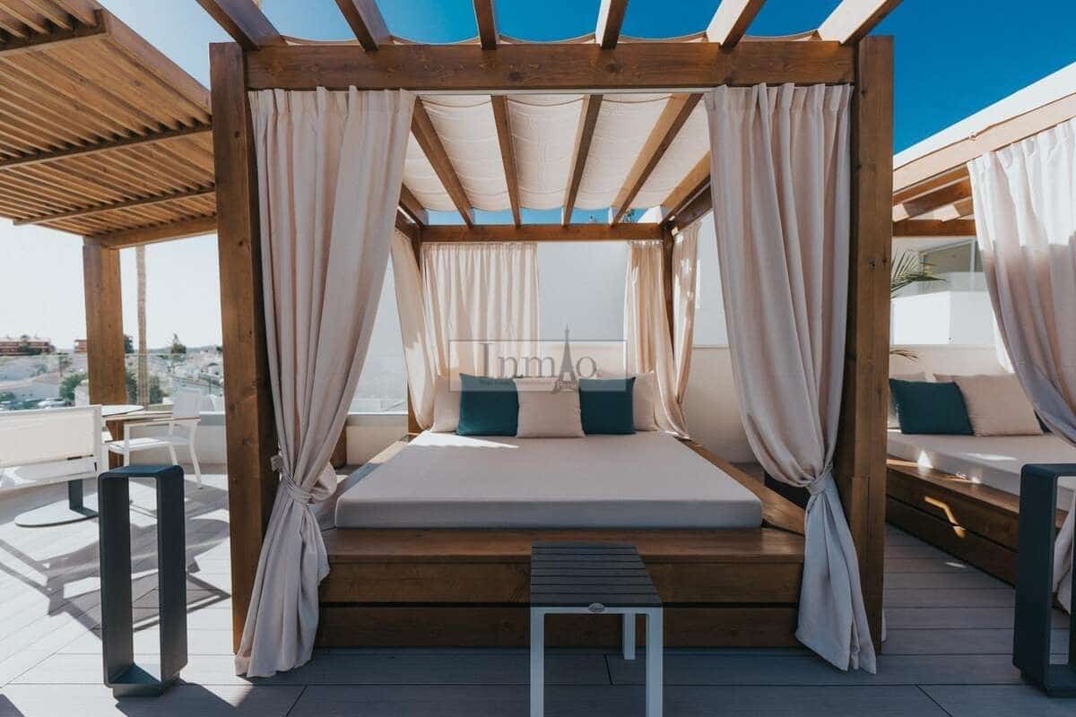 1 soverom Leilighet til salgs i Los Cristianos med svømmebasseng - € 220 000 (Ref: 9317054)