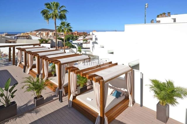 1 soveværelse Lejlighed til salg i Los Cristianos, Arona med swimmingpool - € 220.000 (Ref: 9317054)