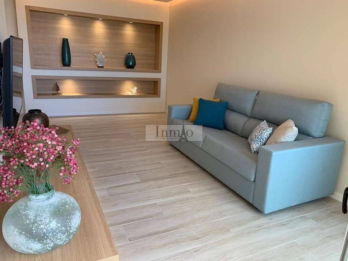 1 soverom Leilighet til salgs i Los Cristianos med svømmebasseng - € 220 000 (Ref: 9317054)