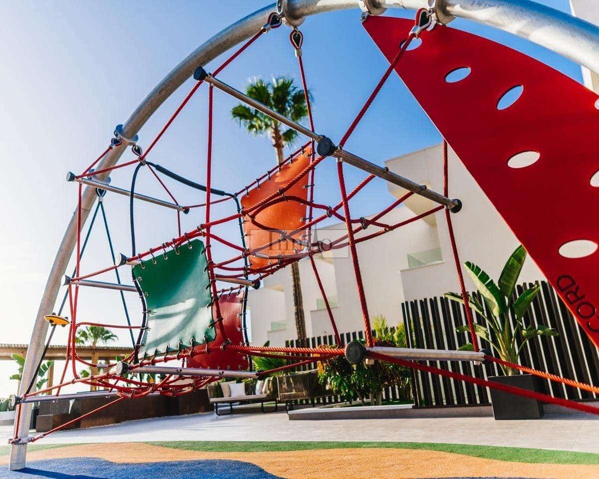 1 soverom Leilighet til salgs i Los Cristianos med svømmebasseng - € 220 000 (Ref: 9317054)