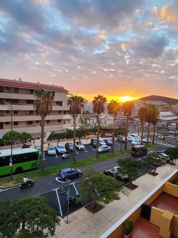 1 bedroom Apartment for sale in Los Cristianos, Arona - € 275,000 (Ref: 9344210)