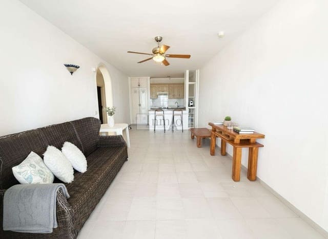 Apartamento de 2 habitaciones en Torviscas, Adeje en venta con piscina - 381.000 € (Ref: 9355366)