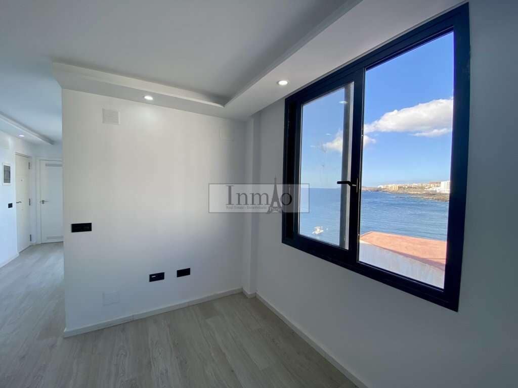 2 soveværelse Penthouse til salg i Los Abrigos - € 345.000 (Ref: 9366796)