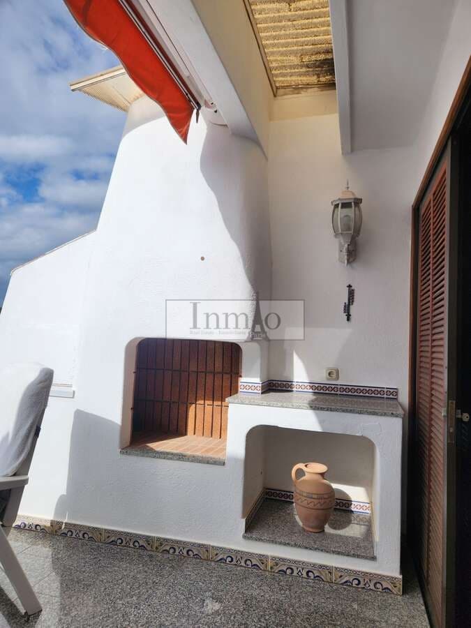 2 bedroom Bungalow for sale in Costa Adeje with pool - € 550,000 (Ref: 9387073)