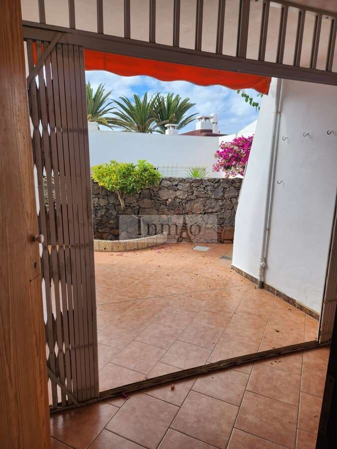 2 soverom Bungalow til salgs i Costa Adeje med svømmebasseng - € 525 000 (Ref: 9387073)