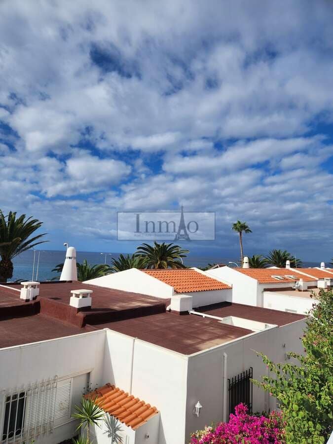 2 soverom Bungalow til salgs i Costa Adeje med svømmebasseng - € 525 000 (Ref: 9387073)