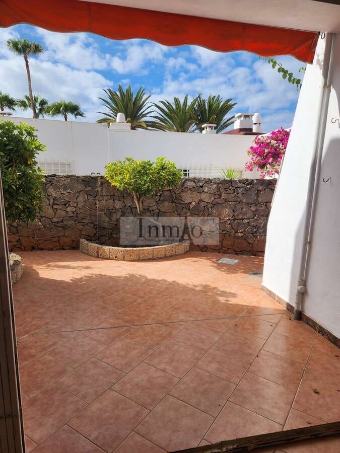 2 soverom Bungalow til salgs i Costa Adeje med svømmebasseng - € 525 000 (Ref: 9387073)