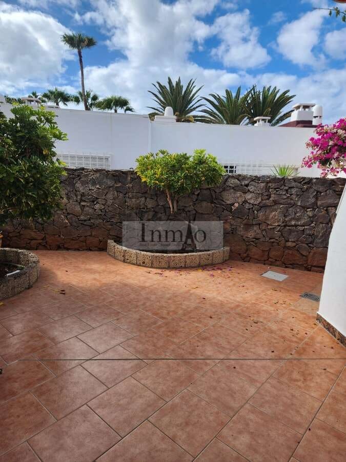 2 soverom Bungalow til salgs i Costa Adeje med svømmebasseng - € 525 000 (Ref: 9387073)