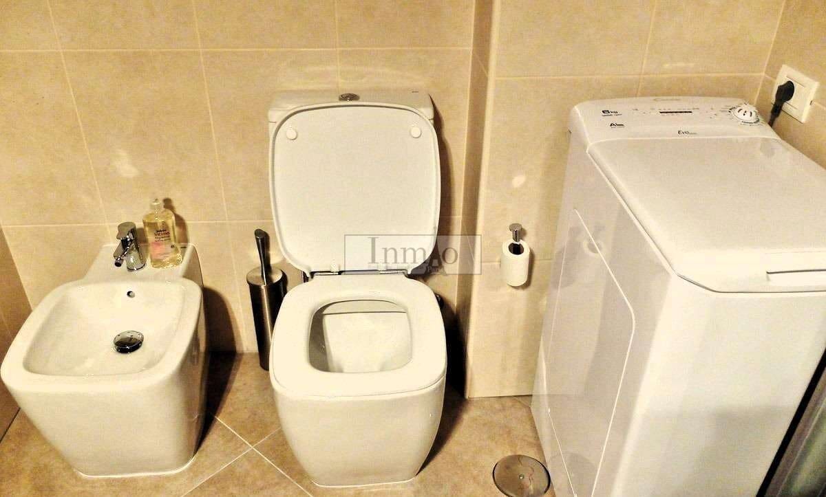 1 bedroom Apartment for sale in Playa de las Americas with pool - € 435,000 (Ref: 9398060)