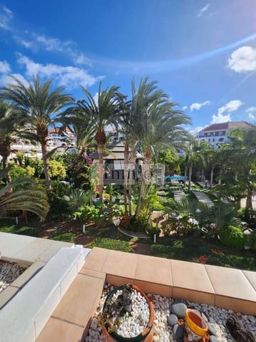 Estudio en Playa de las Americas, Arona en venta con piscina - 365.000 € (Ref: 9465124)