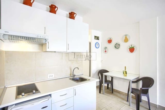 Studio te koop in Playa de las Americas, Arona met zwembad - € 275.000 (Ref: 9485053)