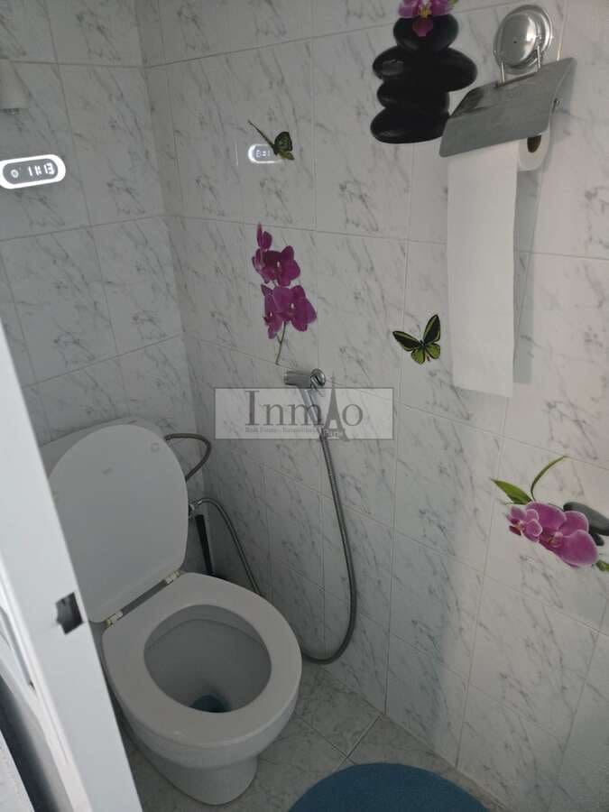 4 bedroom Apartment for sale in Los Cristianos with pool garage - € 365,000 (Ref: 9485054)