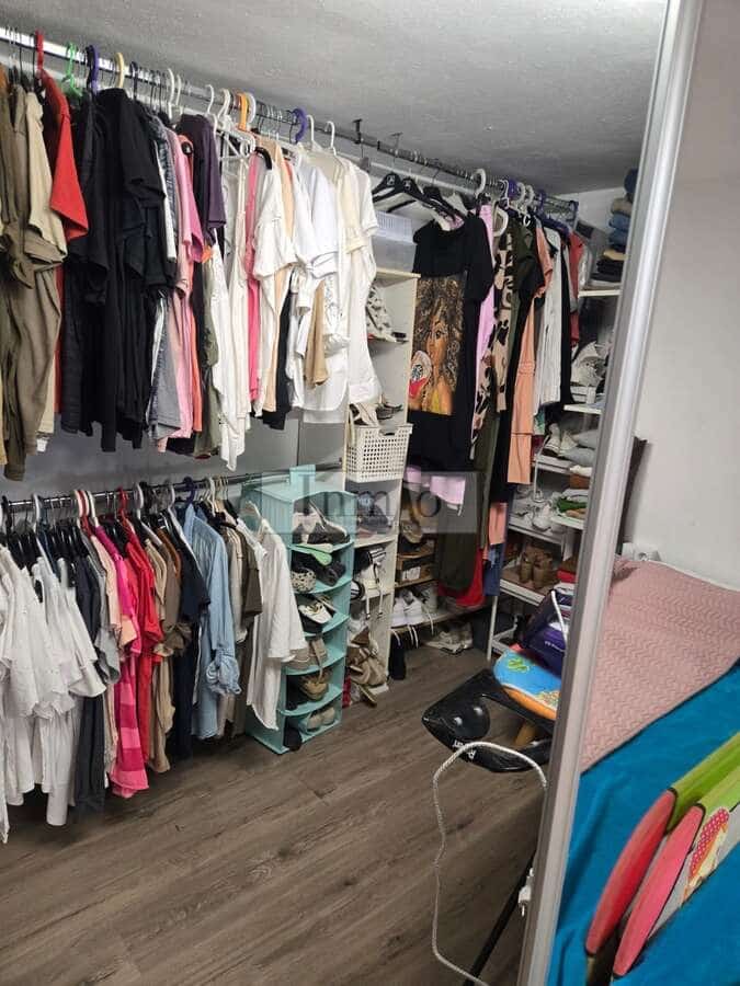 4 bedroom Apartment for sale in Los Cristianos with pool garage - € 365,000 (Ref: 9485054)