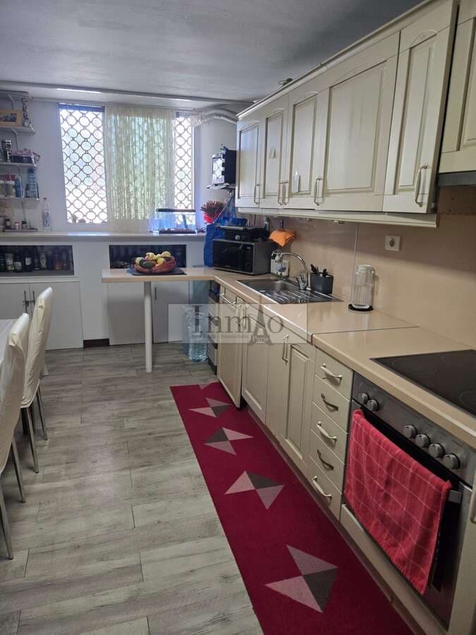 4 bedroom Apartment for sale in Los Cristianos with pool garage - € 365,000 (Ref: 9485054)