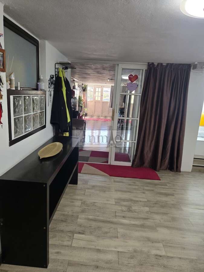 4 bedroom Apartment for sale in Los Cristianos with pool garage - € 365,000 (Ref: 9485054)