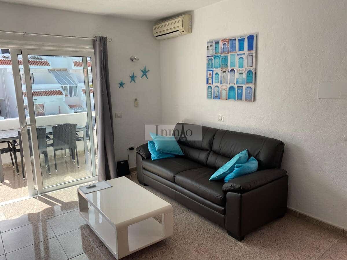 Apartamento de 2 habitaciones en Playa de las Americas en venta con piscina - 319.000 € (Ref: 9508105)
