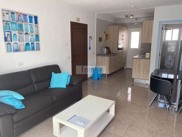 2 slaapkamer Appartement te koop in Playa de las Americas, Arona met zwembad - € 319.000 (Ref: 9508105)
