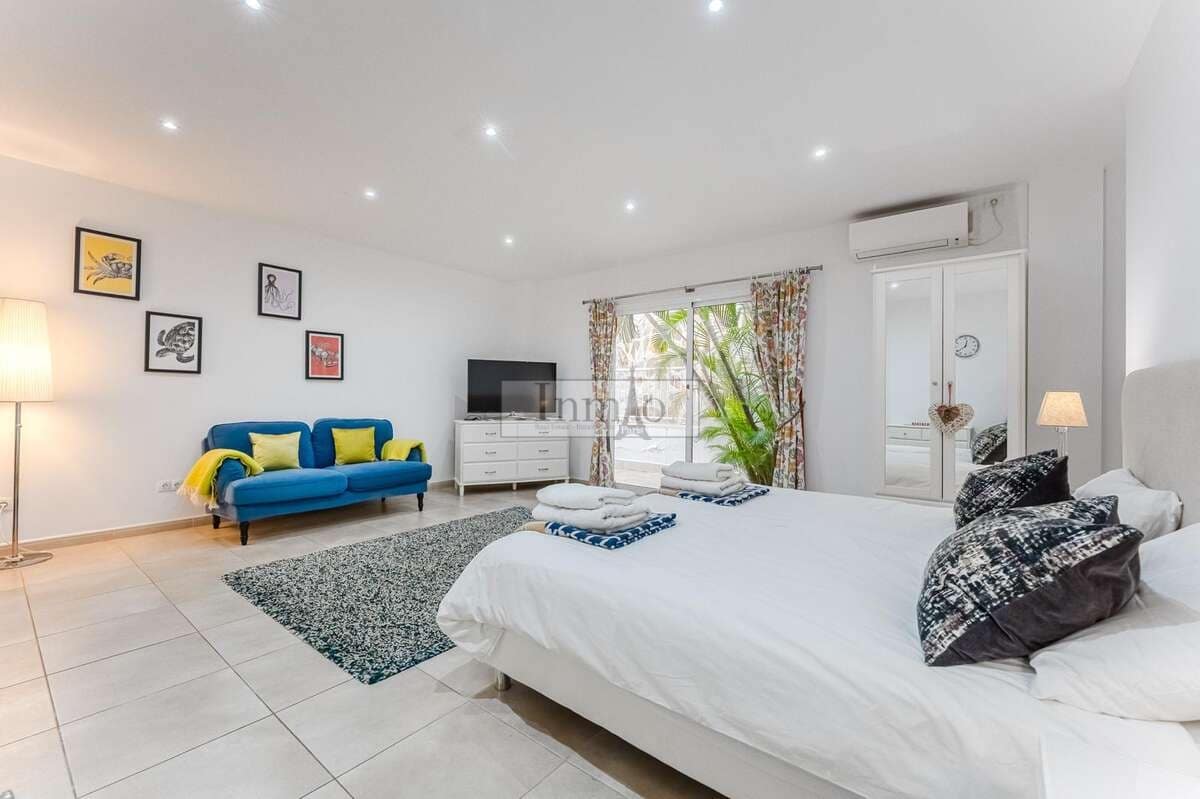 Chalet de 6 habitaciones en Playa de la Arena en venta con piscina garaje - 1.280.000 € (Ref: 9511981)