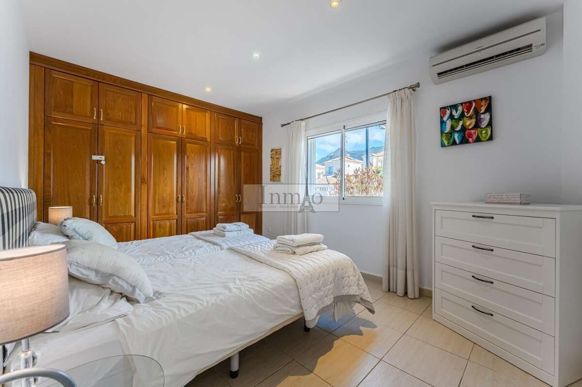 Chalet de 6 habitaciones en Playa de la Arena en venta con piscina garaje - 1.280.000 € (Ref: 9511981)