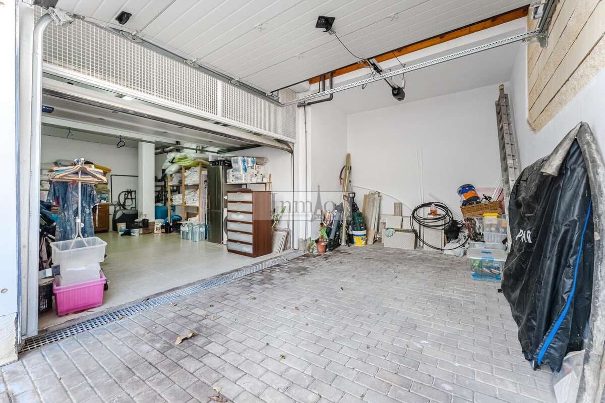 6 makuuhuone Huvila myytävänä paikassa Playa de la Arena mukana uima-altaan 
autotalli - 1 195 000 € (Ref: 9511981)