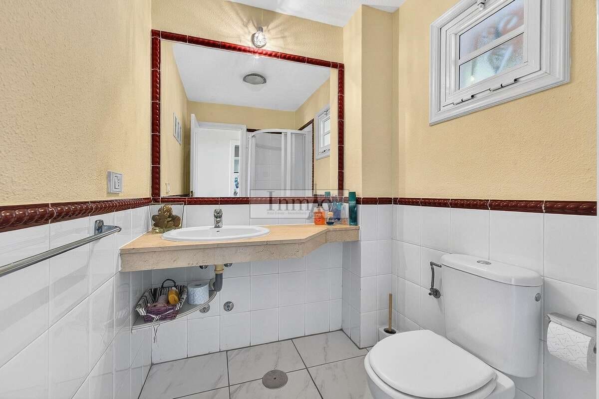 3 sypialnia Dom na sprzedaż w Torviscas z basenem garażem - 659 000 € (Ref: 9511982)