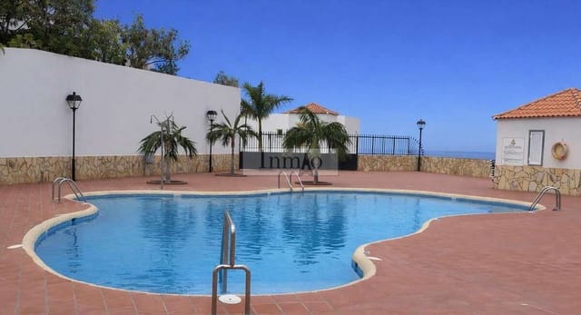 3 sypialnia Dom na sprzedaż w Torviscas, Adeje z basenem garażem - 659 000 € (Ref: 9511982)